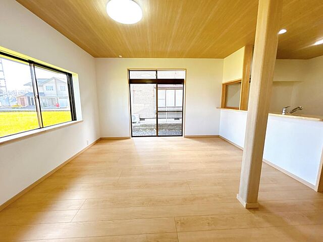 リビング/ダイニング 敦賀市野神40-234-5