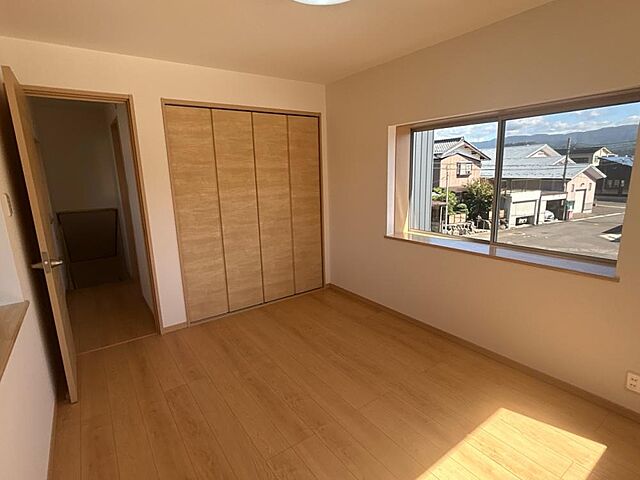 室内 敦賀市平和町8-14