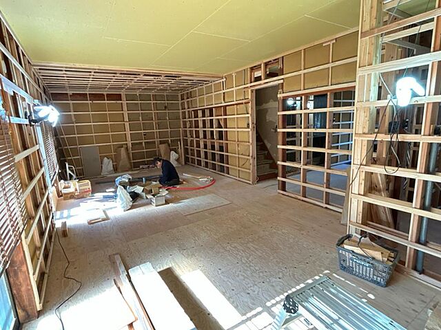 リビング/ダイニング 敦賀市新松島町12-31