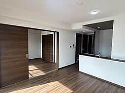 サーパス中央町 3LDKのリビング/ダイニング