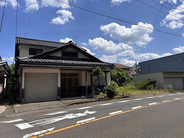 外観 越前市粟田部町15-2