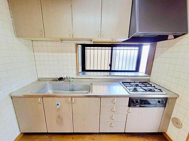 キッチン 日野市日野台2丁目