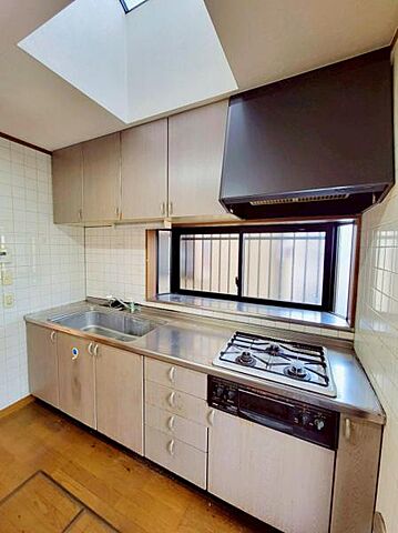 キッチン 日野市日野台2丁目