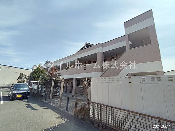 ノーブルタウン新栄 201｜愛知県豊橋市新栄町字南小向(賃貸アパート2DK・2階・39.60㎡)の写真 その1