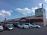 周辺：ヤマナカアルテ・カーマ津新町店(約700m/徒歩9分)