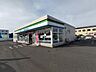周辺：ファミリーマート女池上山四丁目店 徒歩6分。 480m