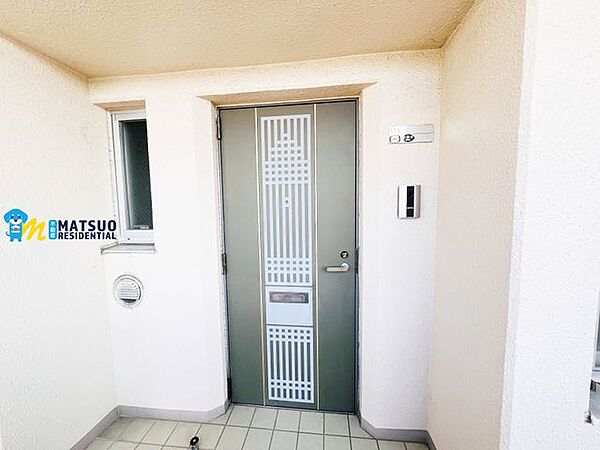 玄関を拡大表示