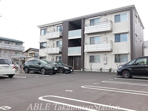 Ｌａ　luce ｜香川県高松市東山崎町(賃貸マンション2LDK・1階・59.99㎡)の写真 その1