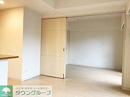 プライマル三軒茶屋 304 3階1LDKのリビング/ダイニング