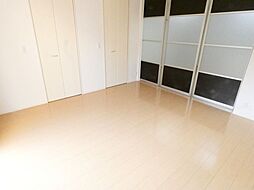 フラッツ中野 203 2階1LDKのリビング/ダイニング