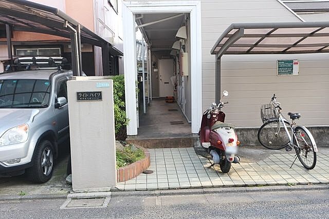 エントランス