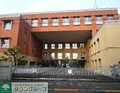 世田谷区立中町小学校 341m
