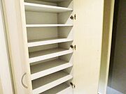 ★玄関の大型シューズＢＯＸです★