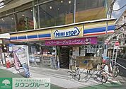 ミニストップ調布駅前店 徒歩6分。コンビニ 430m