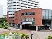 東京医療保健大学 977m