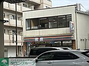 セブン-イレブン 世田谷駒沢4丁目店 徒歩6分。 410m