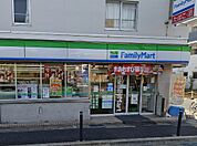 ファミリーマート　大坪店