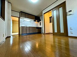 居間