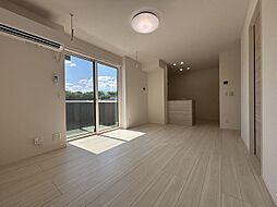 ロイヤルタウン大和 103 1階1LDKのリビング/ダイニング