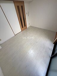 グレース上本町 202 2階1Kのリビング/ダイニング