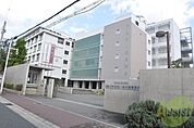 滝川中・高等学校 528m