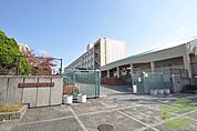 神戸市立長坂中学校 1389m