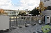 明石市立朝霧小学校 851m