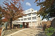 神戸市立神陵台中学校 1012m