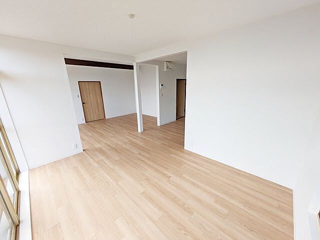 リビング/ダイニング 速見郡日出町大字豊岡