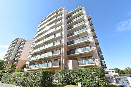 陽当りや通風性など各所に施された工夫で住みやすさを実現。部屋の大きさや周辺環境・街並など、資料には掲載していない情報が現地にはたくさんございます。ぜひ現地をご確認下さい。