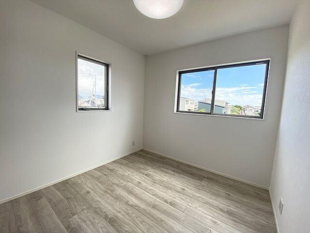 室内 宮崎市大字本郷北方