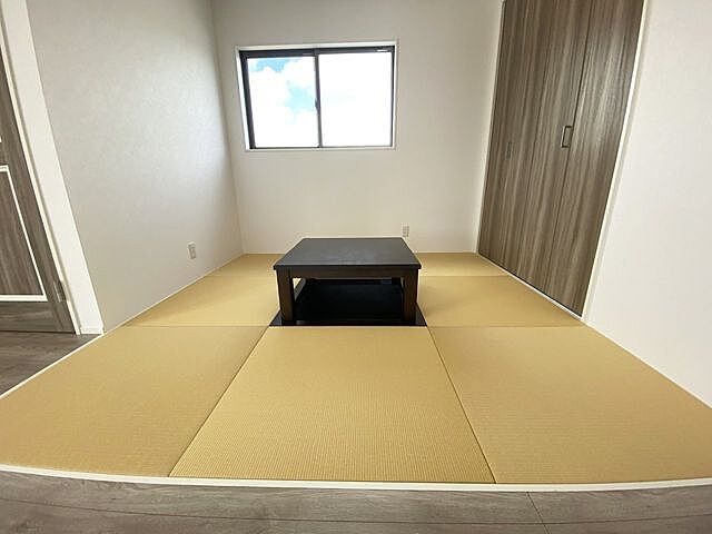 室内 宮崎市大字本郷北方