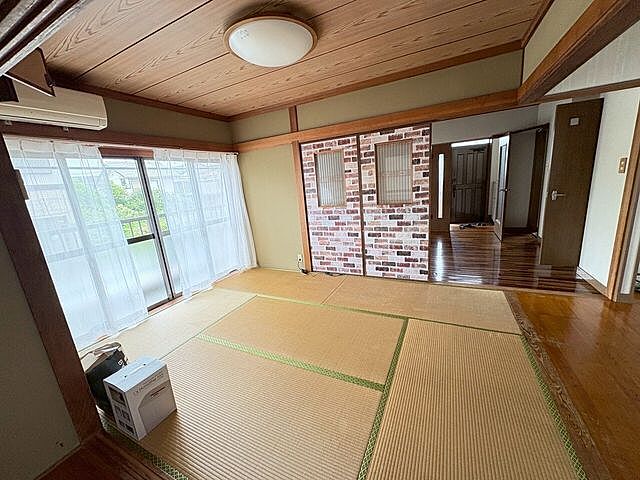 室内 宮崎市堀川町