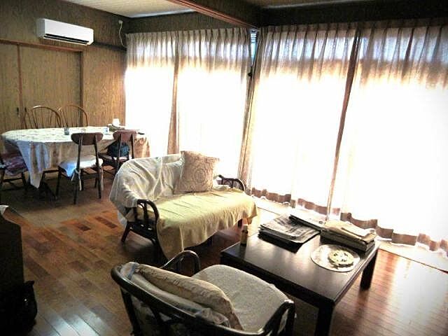 リビング/ダイニング 宮崎市佐土原町上田島