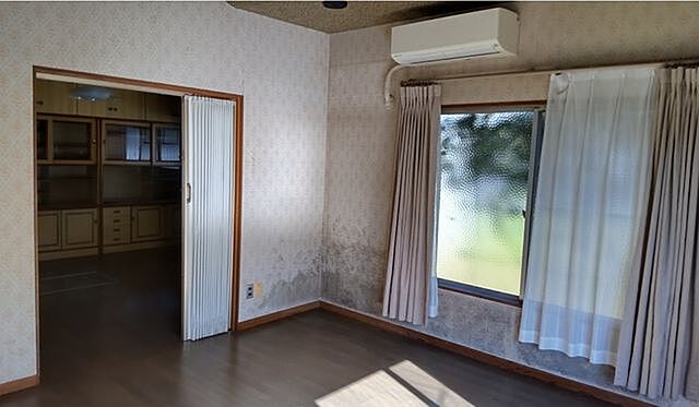 リビング/ダイニング 宮崎市大塚台西2丁目