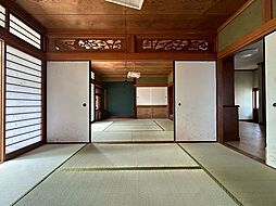 江南2丁目　中古戸建 4DKの室内