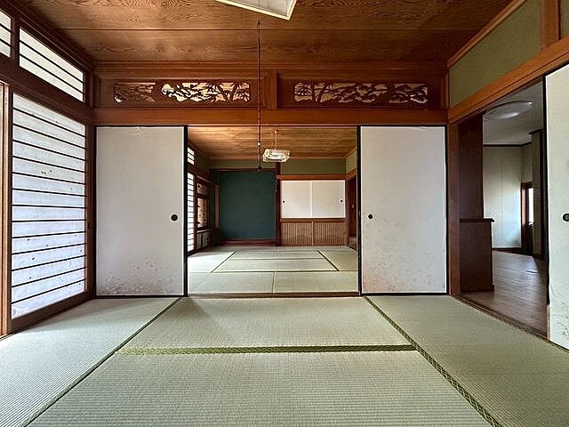 室内 宮崎市江南2丁目