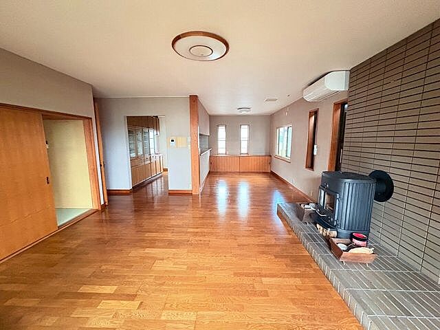 リビング/ダイニング 宮崎市佐土原町下田島