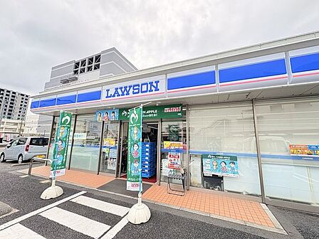 ローソン 宮崎大淀四丁目店 630m
