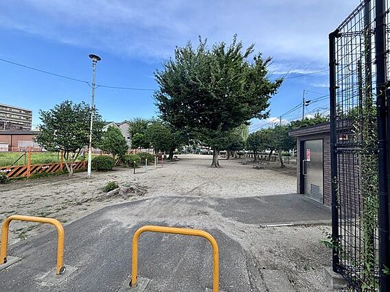 青木町2丁目公...