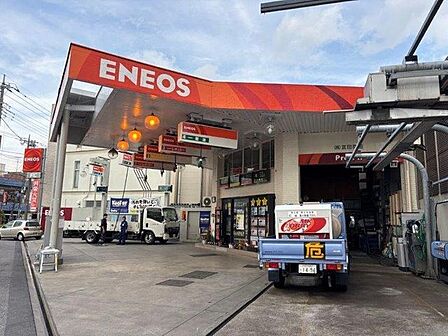 ENEOS 川口中央道路SS (富田商店) 350m