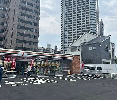 セブン-イレブン 川口金山町店 470m