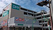ニトリ 西川口店 70m
