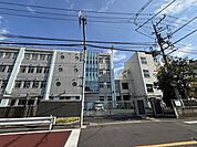 川口市立幸並中学校 610m