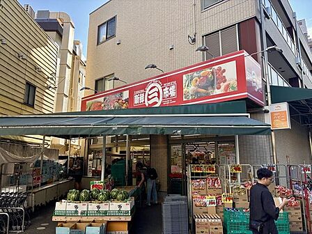 新鮮市場 幸町店 10m