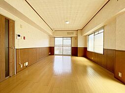 居間