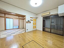 居間