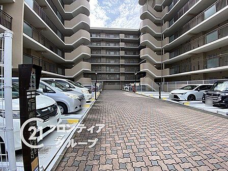 マイホームは一生に一度の大きな買い物だからこそ、納得いくまで情報を集めてほしいと思います。疑問はどんどんスタッフにぶつけてください