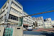 堀船中学校[公立]の外観