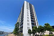 プレミスト東京王子の外観（南東側から）